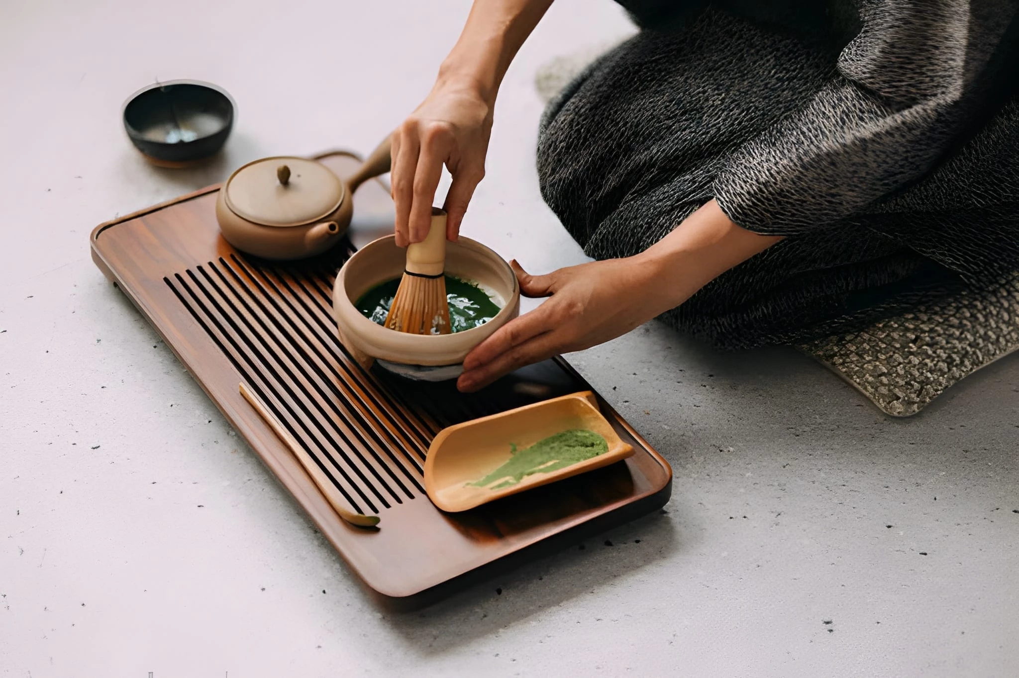 Apa Itu Ceremonial Matcha: Ketahui Ciri-ciri, Kualitas dan Cara Menikmatinya