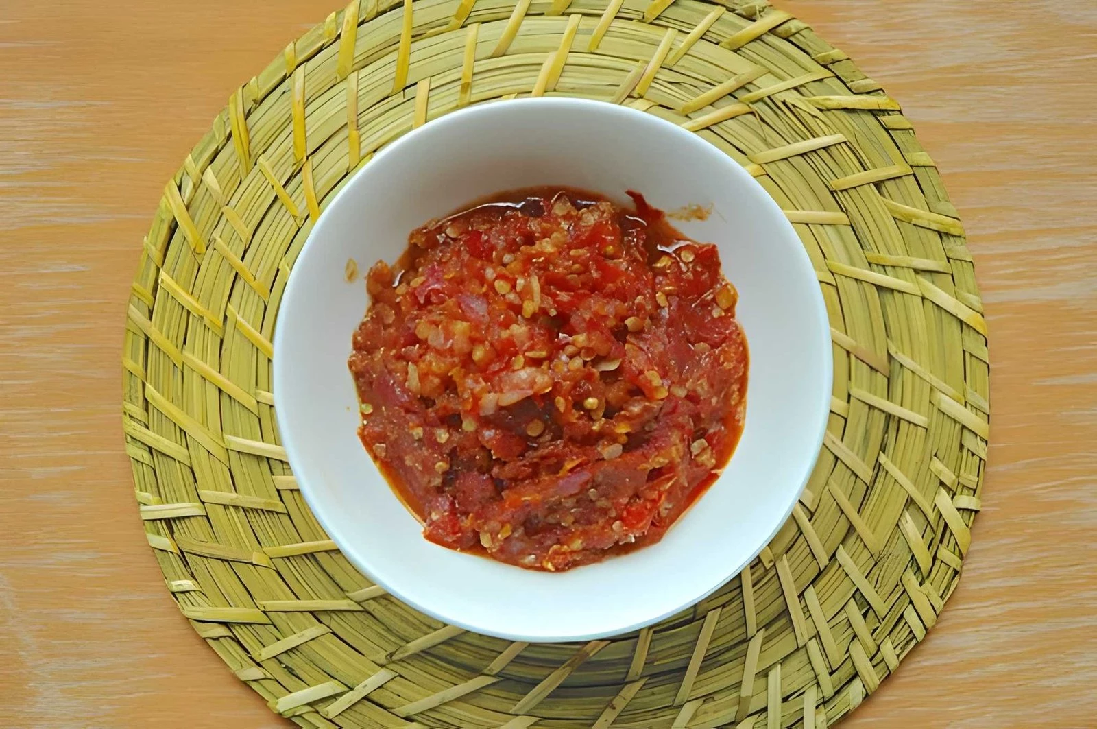Rica-Rica: Bumbu Pedas Khas Nusantara yang Kaya Aroma