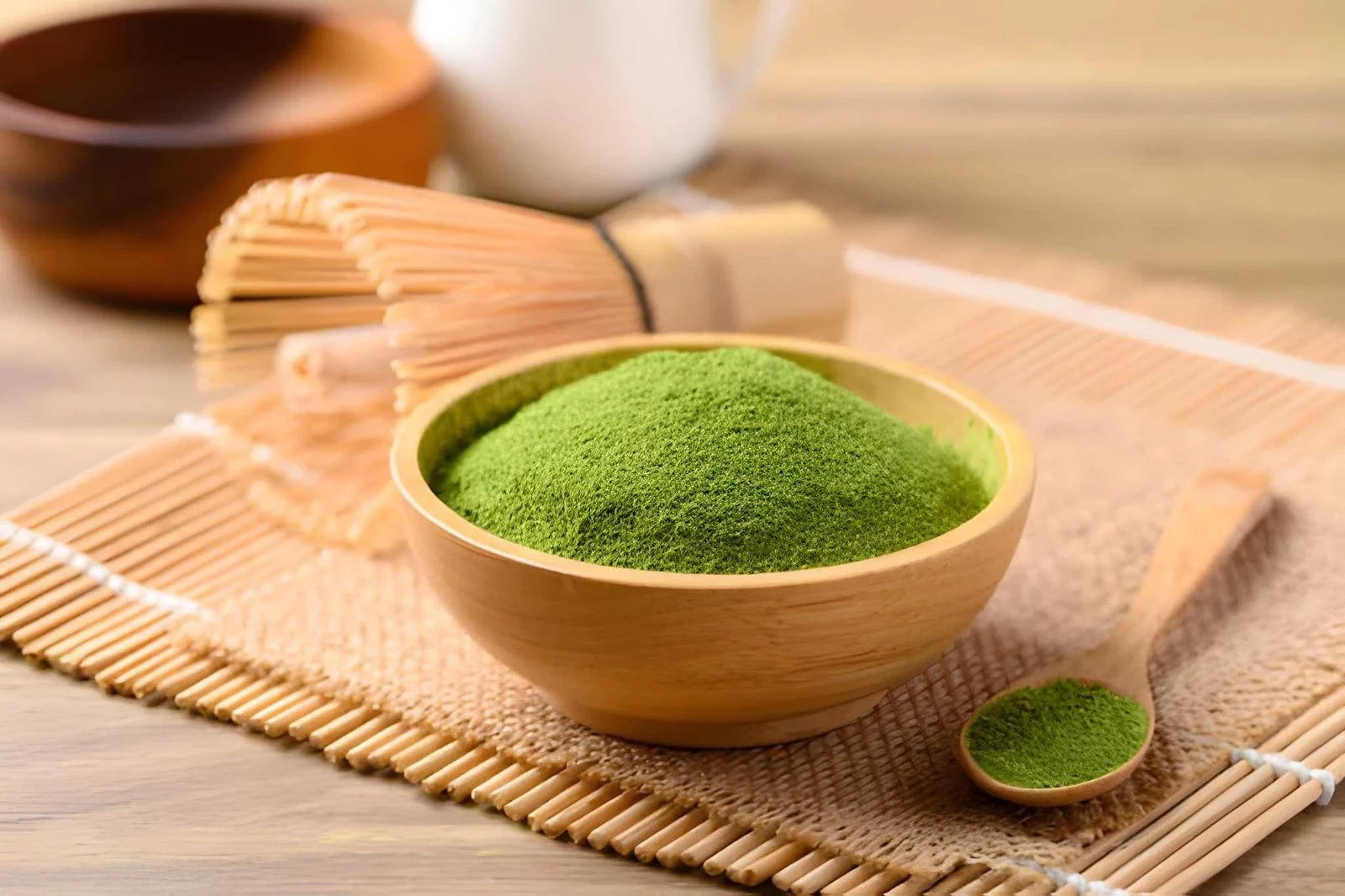 Matcha: Panduan Lengkap Bubuk Teh Hijau Yang Semakin Populer di Seluruh Dunia