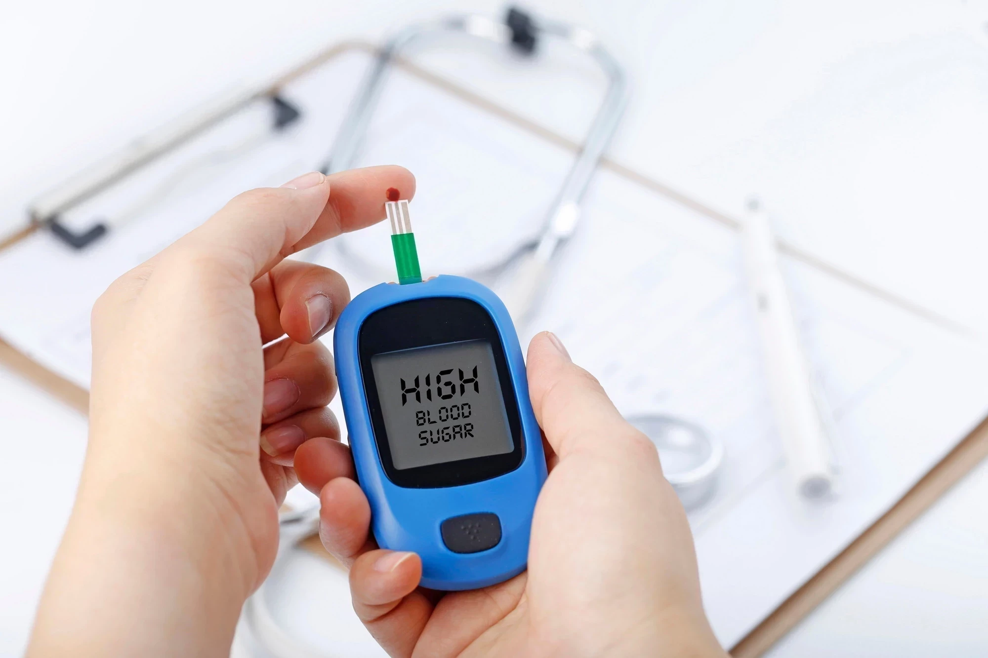 Diabetes: Jenis, Gejala, Komplikasi, dan Perawatannya