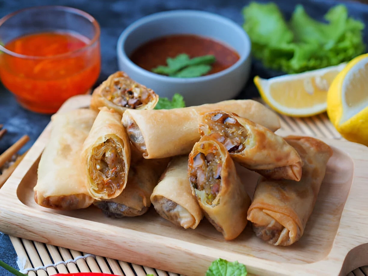 Sejarah Lumpia Semarang: Kuliner Legendaris Perpaduan Budaya Tionghoa dan Jawa