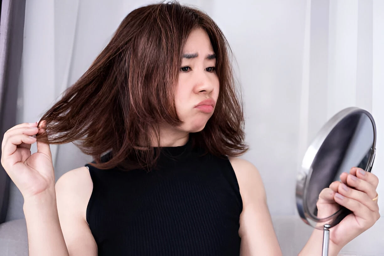 Kebiasaan Sehari Hari Yang Dapat Merusak Rambut Tanpa Disadari