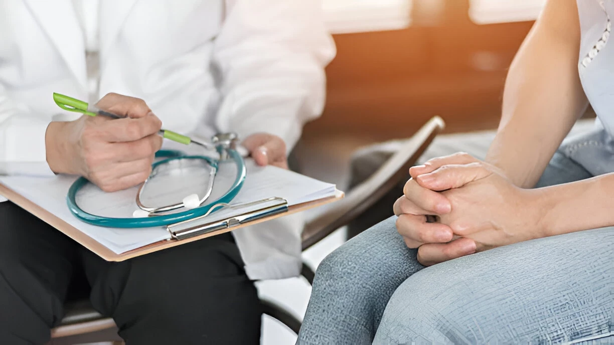 Menopause: Pengertian, Gejala, dan Cara Mengatasinya