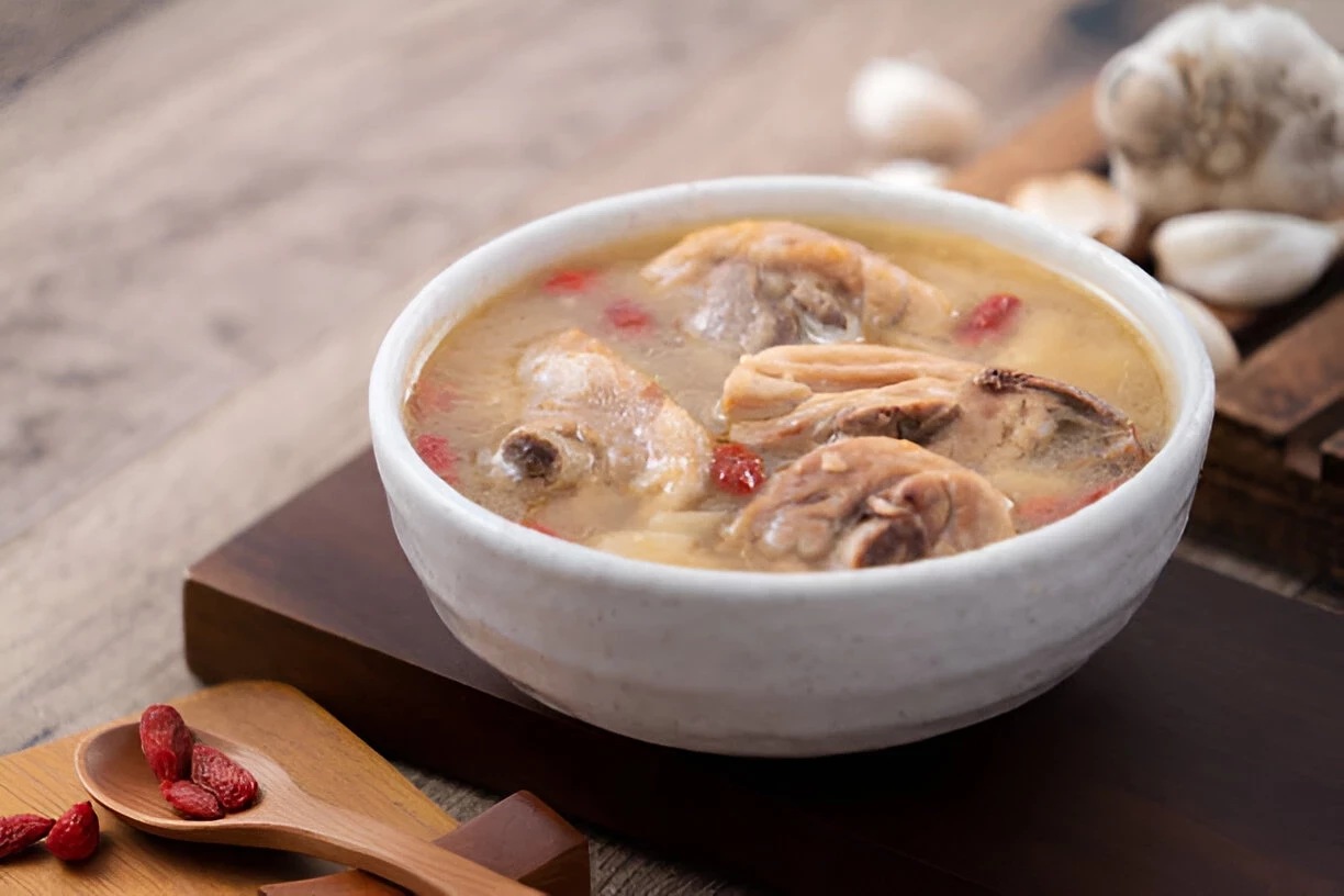 Resep Kuah Ayam Jahe Arak Beras: Sup Untuk Memulih Stamina Ibu Hamil