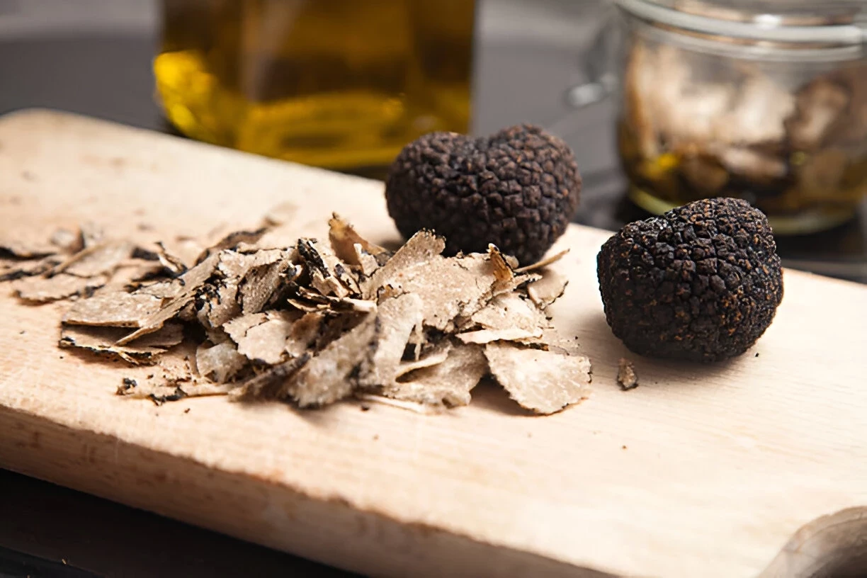 Black Truffle: Keistimewaan dan Cara Menikmatinya