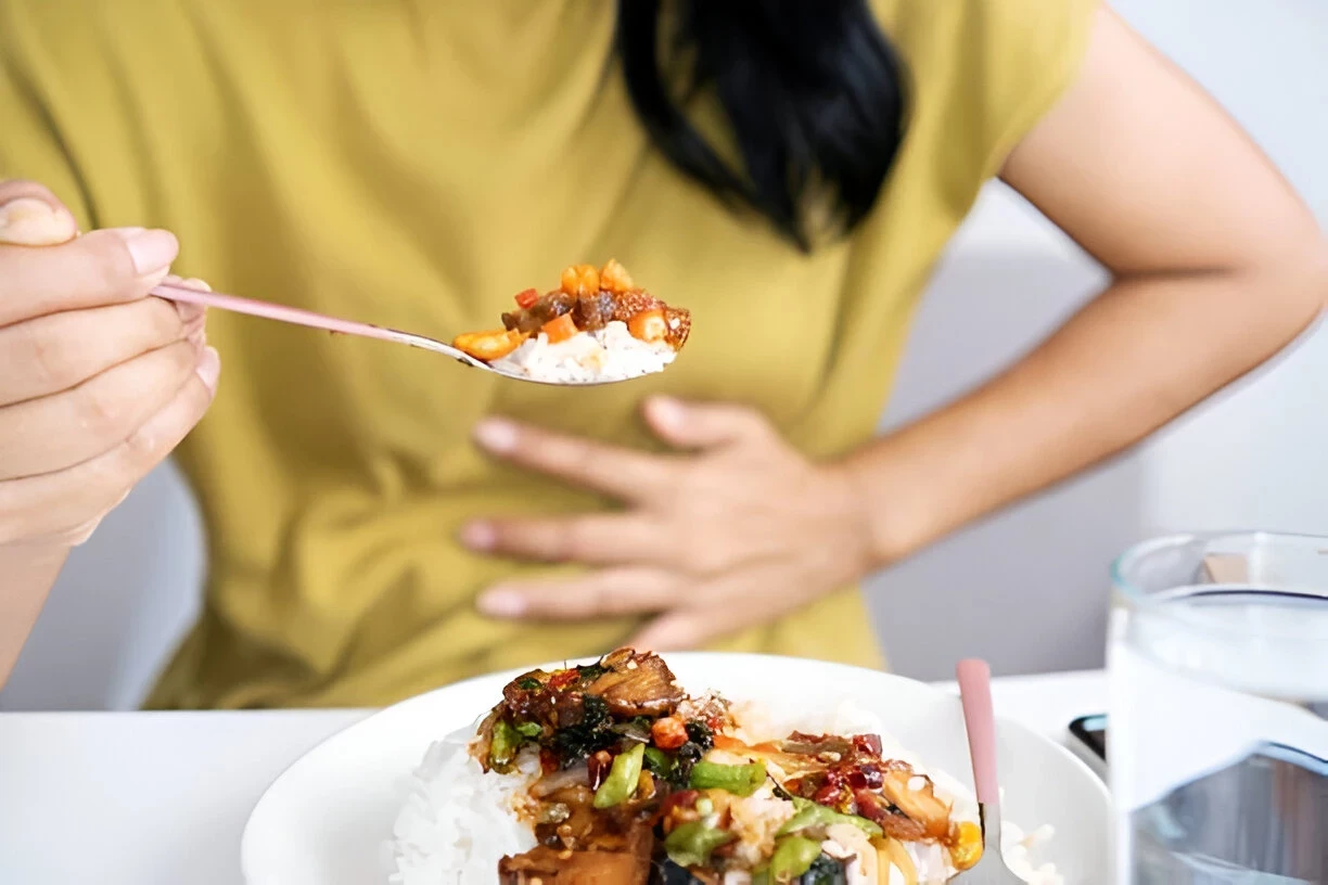 8 Makanan Penyebab BAB Berdarah