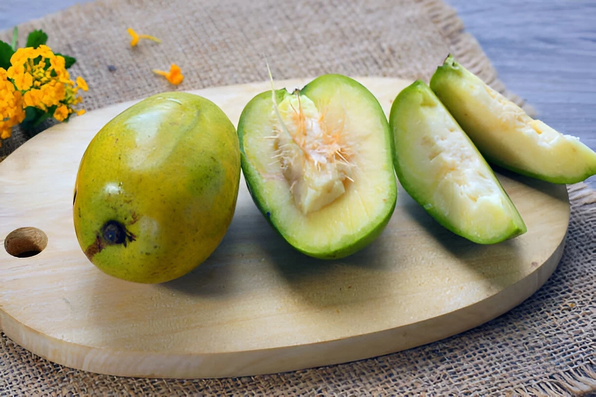 Buah Kedondong: Kandungan Gizi dan Manfaat Kesehatannya