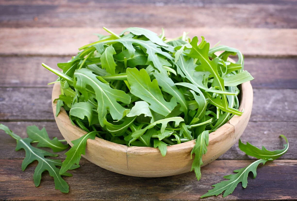 Arugula: Kandungan Gizi dan Manfaat Kesehatannya