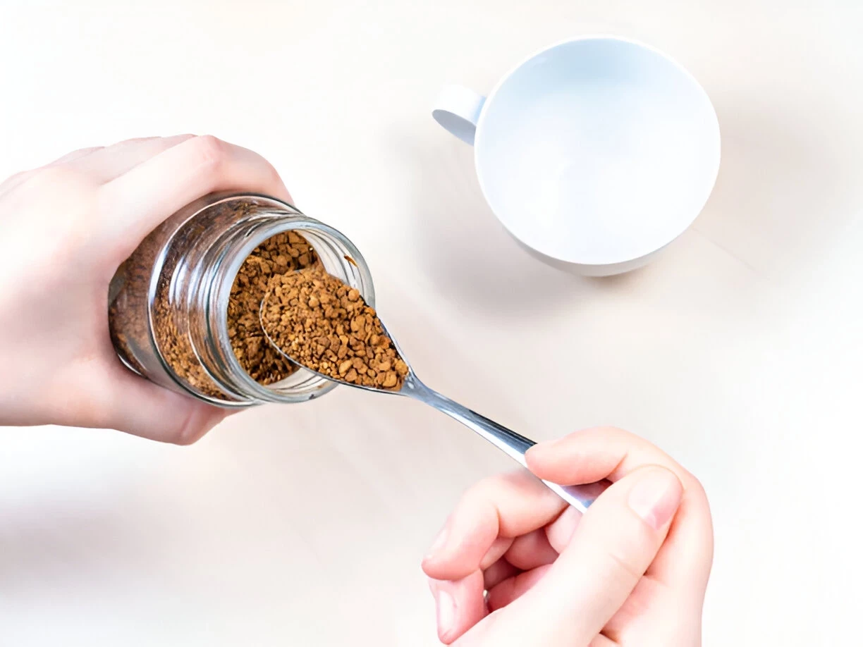 7 Bahaya Kopi Instan Jika Dikonsumsi Berlebihan