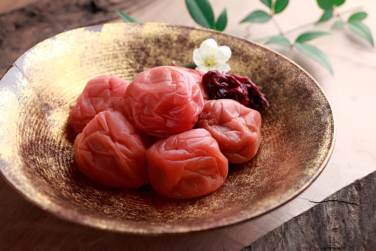 Umeboshi: Kandungan Gizi dan Manfaat Kesehatannya