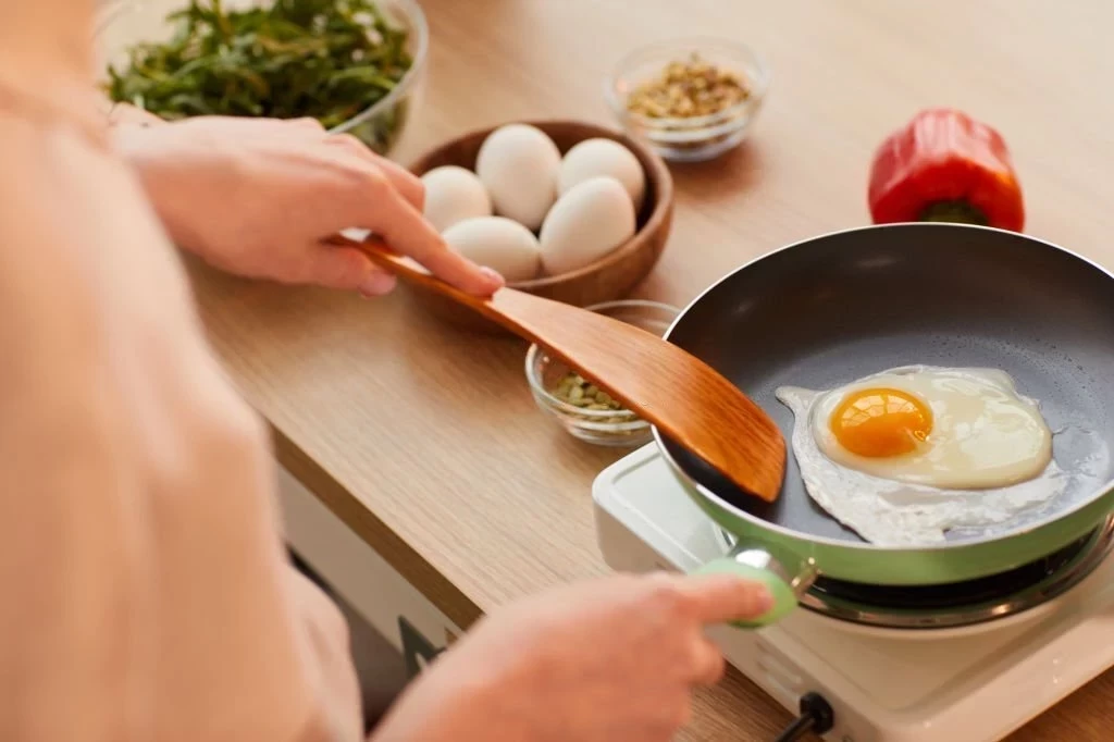 Kuning Telur Menyebabkan Penyakit Jantung: Mitos atau Fakta?
