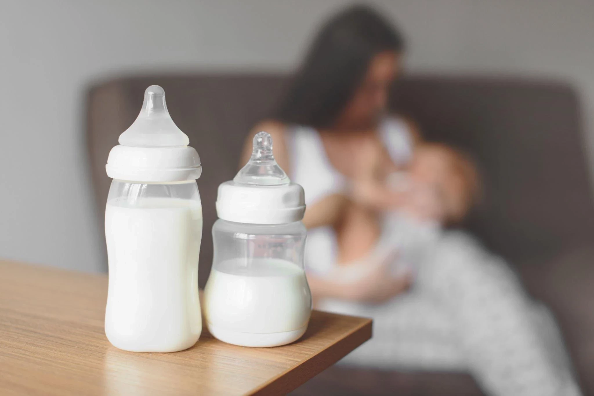 ASI vs Susu Formula: Mana Yang Lebih Baik untuk Bayi?