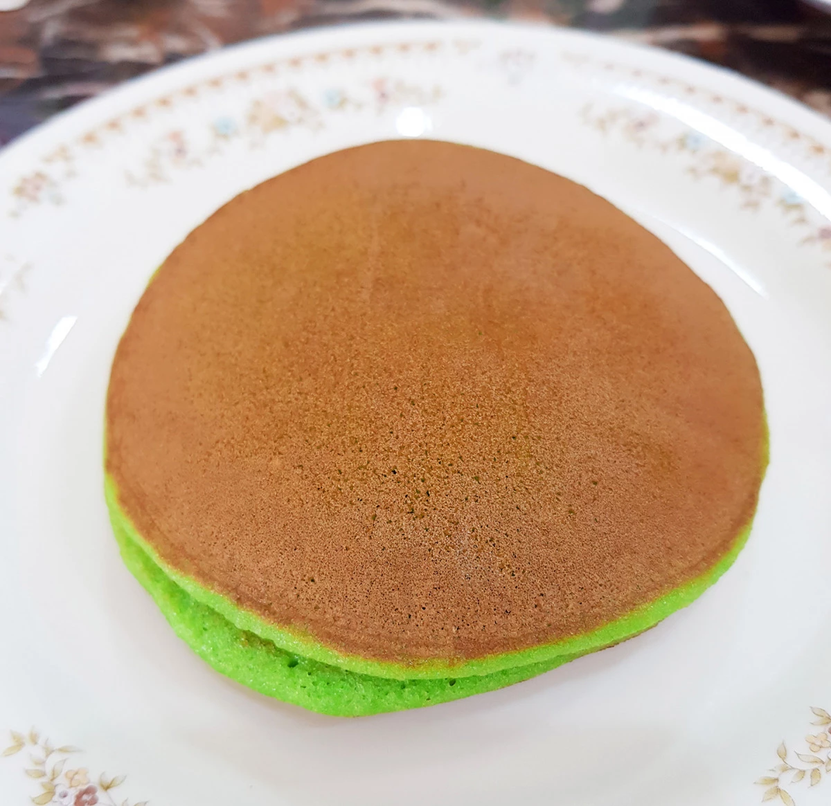 DORAYAKI PANDAN DENGAN RED BEAN PASTE